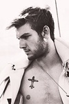 Alex Pettyfer