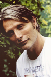 Mads  Mikkelsen for Cudzinec